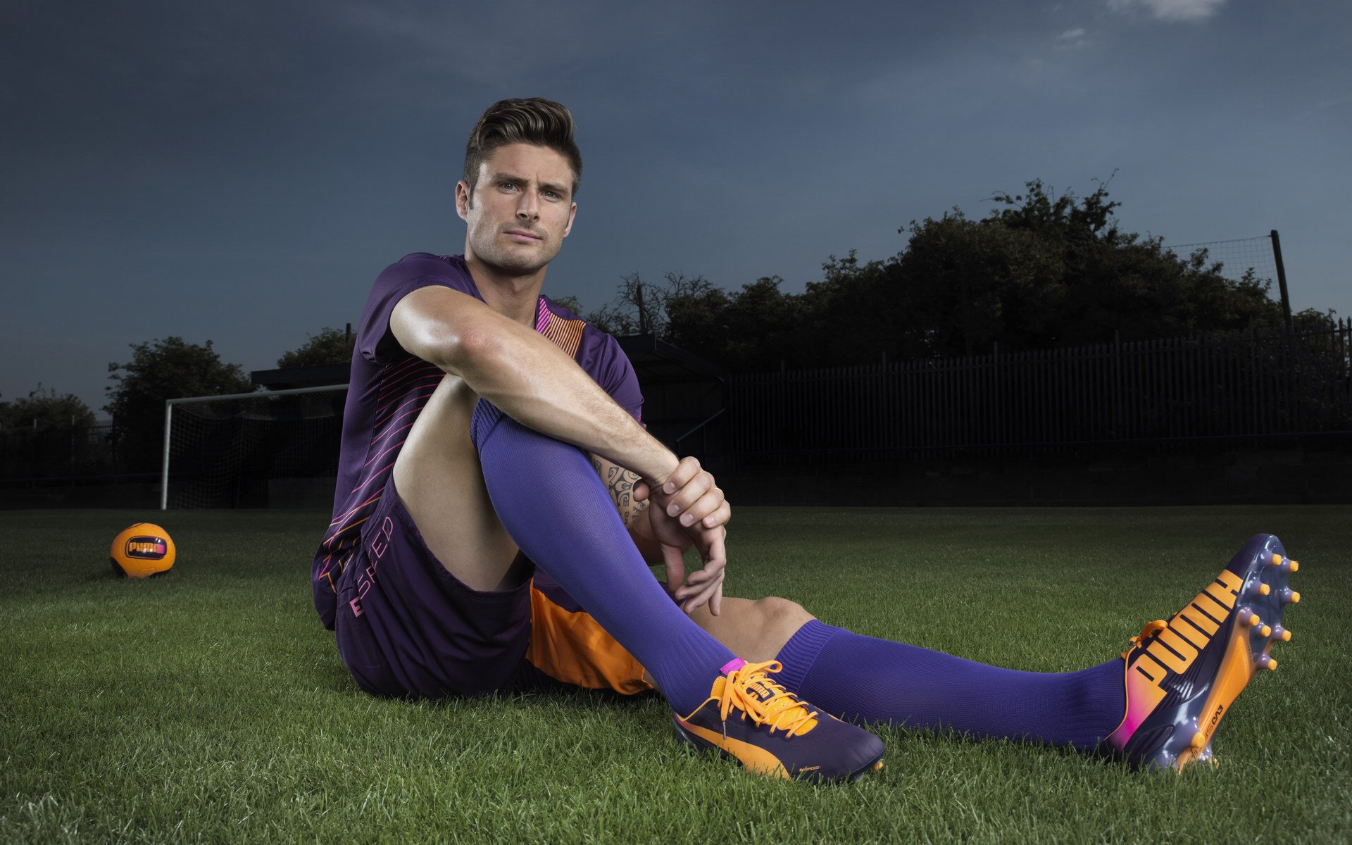 篮球少年怀揣梦想一路前行,篮球运动少年